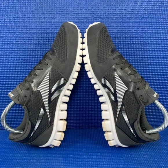 REEBOK REALFLEX RUN 2 Women`s Size 8.5 Black White Running Shoes J89776 - Picture 5 of 8